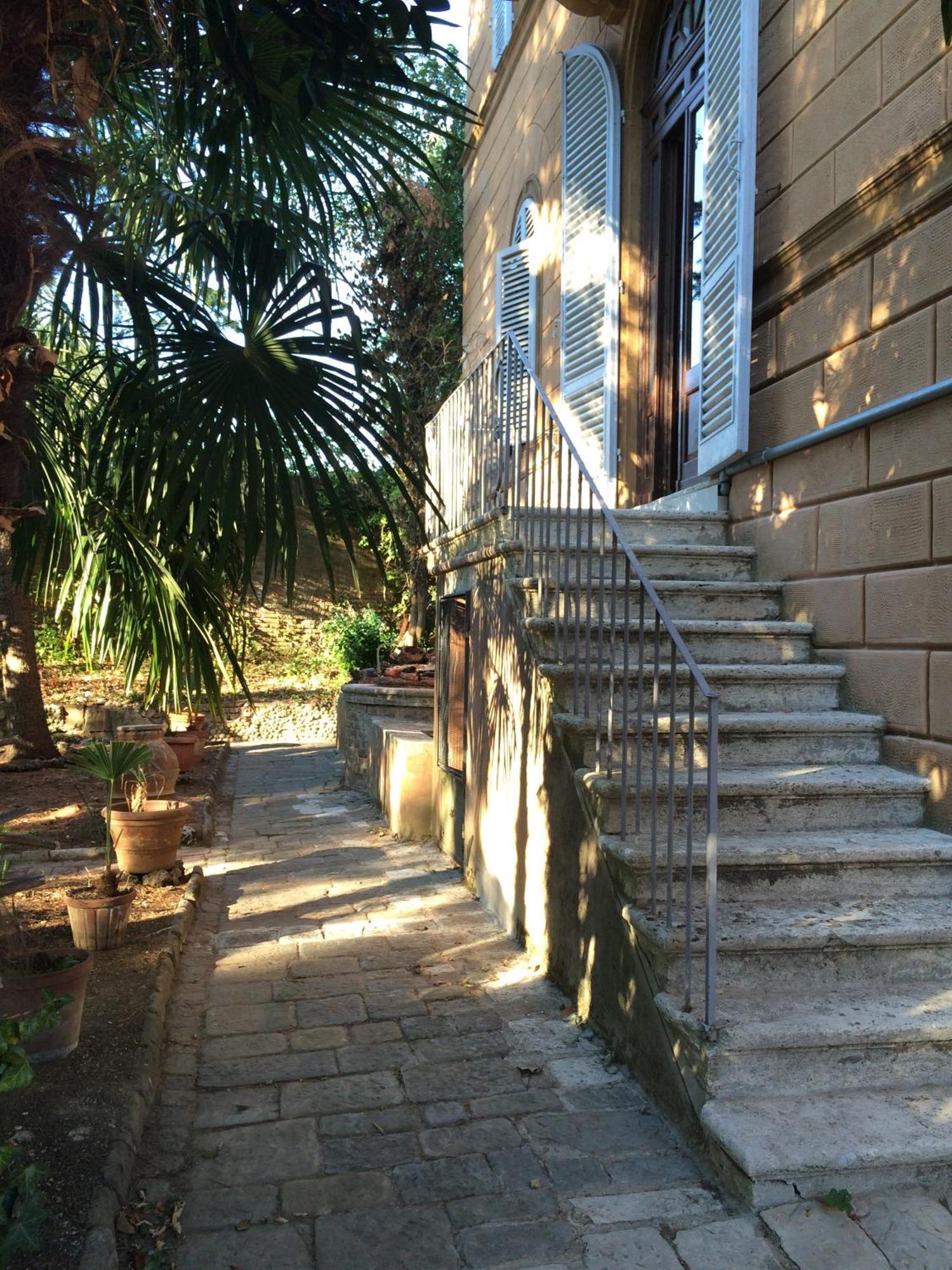 Relais La Corte Dei Cavalieri Couette-café 2*